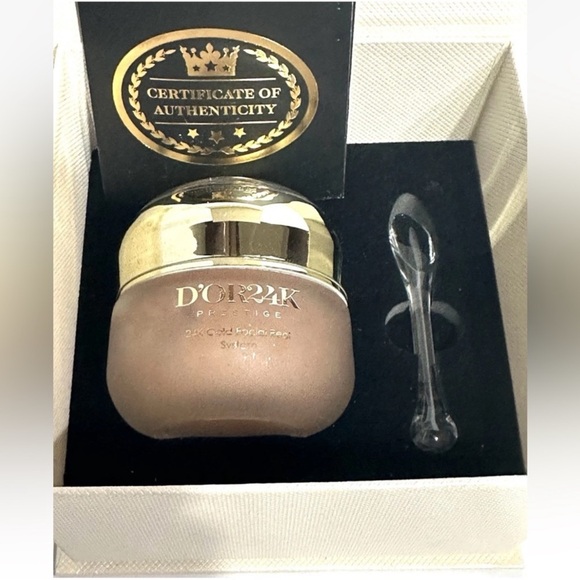 D'Or Skincare Other - D'Or Skincare 24K Prestige Multi-Vitamin Recovery 24 H Moisturizer